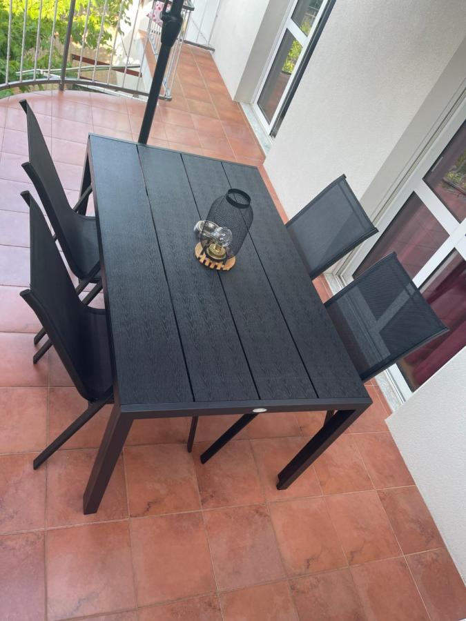 Apartmani Frane Tribalj Exterior foto